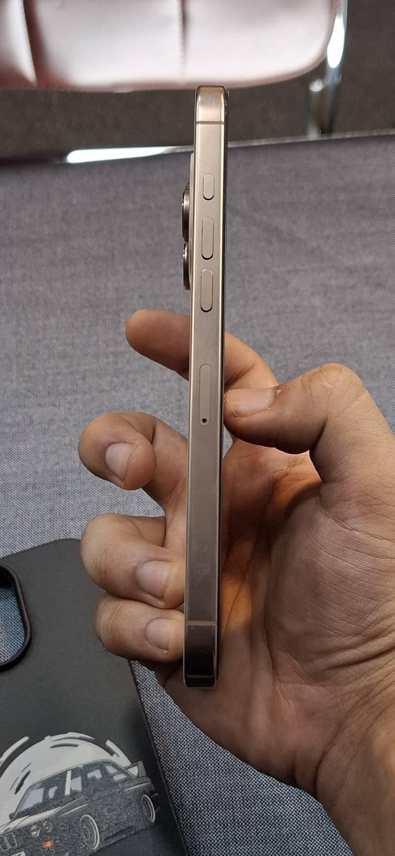 Apple iPhone 16 Pro Max 3