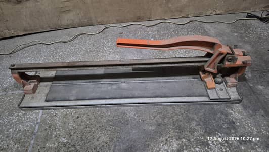 Tile cutter