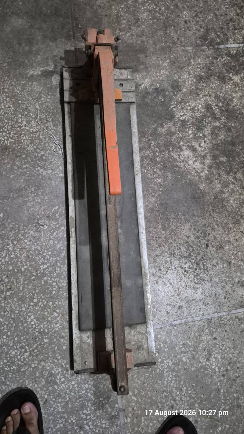 Tile cutter 3