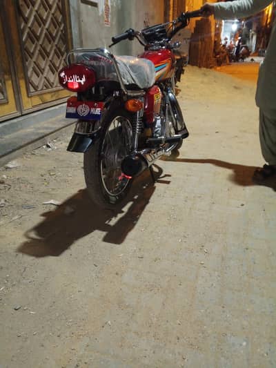 10by10 bike he lo or chalao koi kam nhi he chalny me smooth he