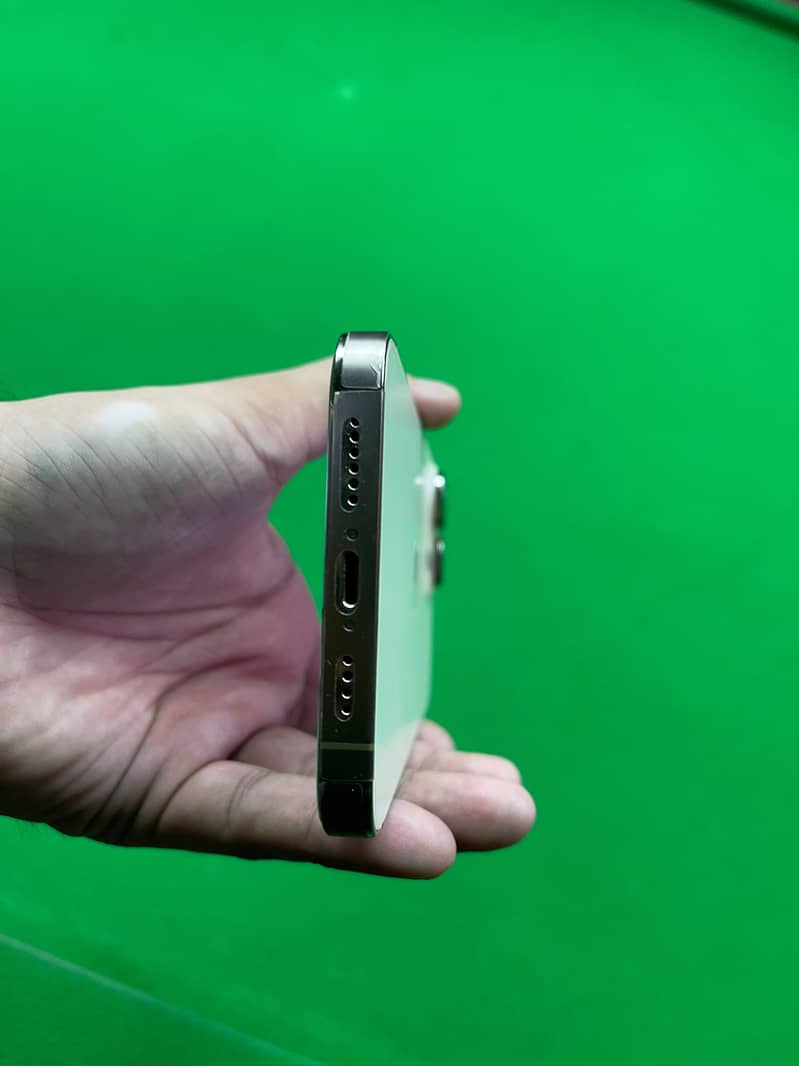 Iphone 14 Pro max 7