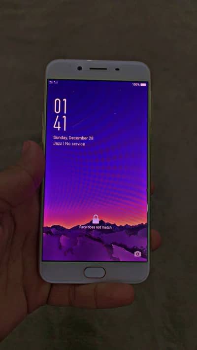 Oppo R9s - 9.5/10 Condition - Full OK - Best Performance