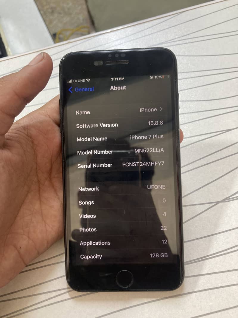 Apple iPhone 7 Plus 3