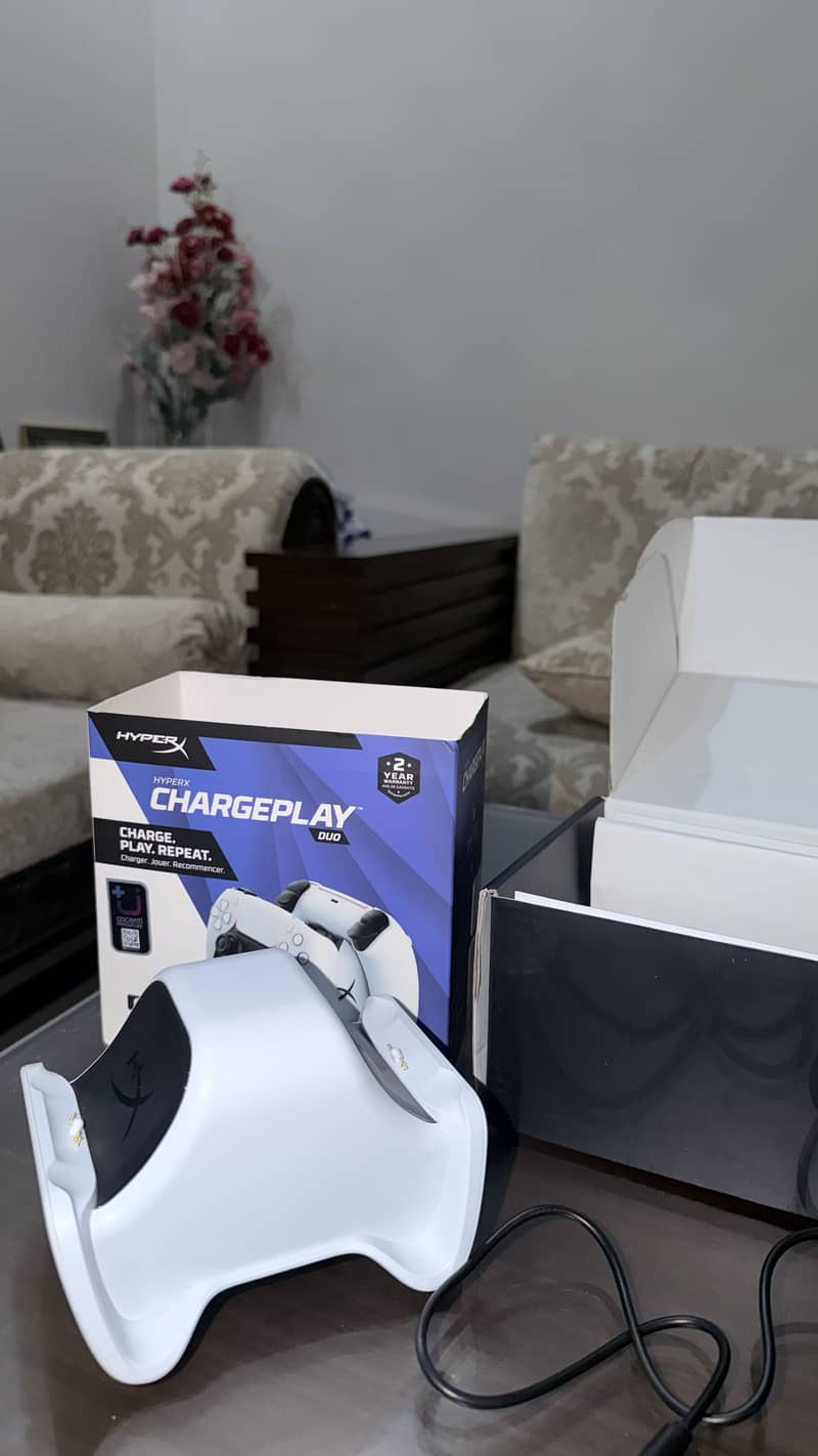 Ps5 controller hyper x wireless charger 2