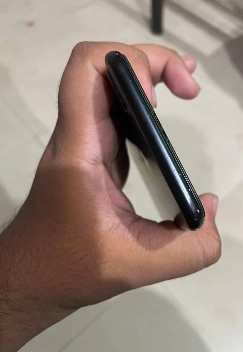 Apple iPhone 7 Plus 4