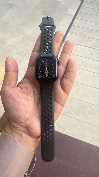 Apple watch niker version series 7