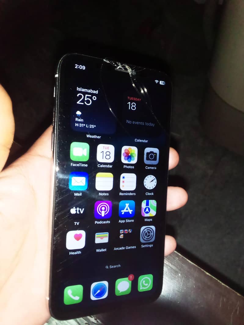Apple iPhone X 3
