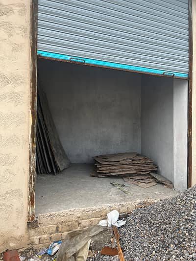 LDA Road Gajju Matah Shop For Rent