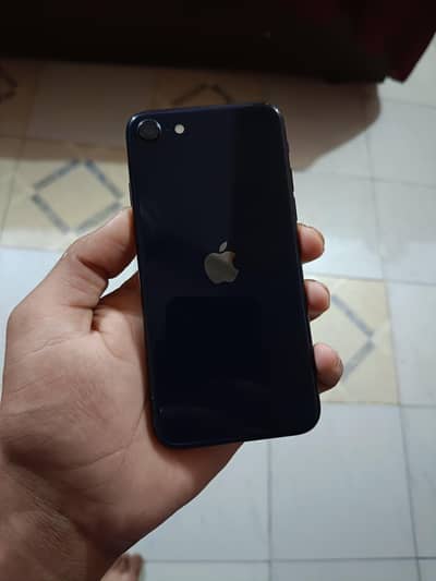 Apple iPhone SE 3