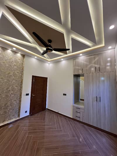 5 Marla House For Sale Shahid Town