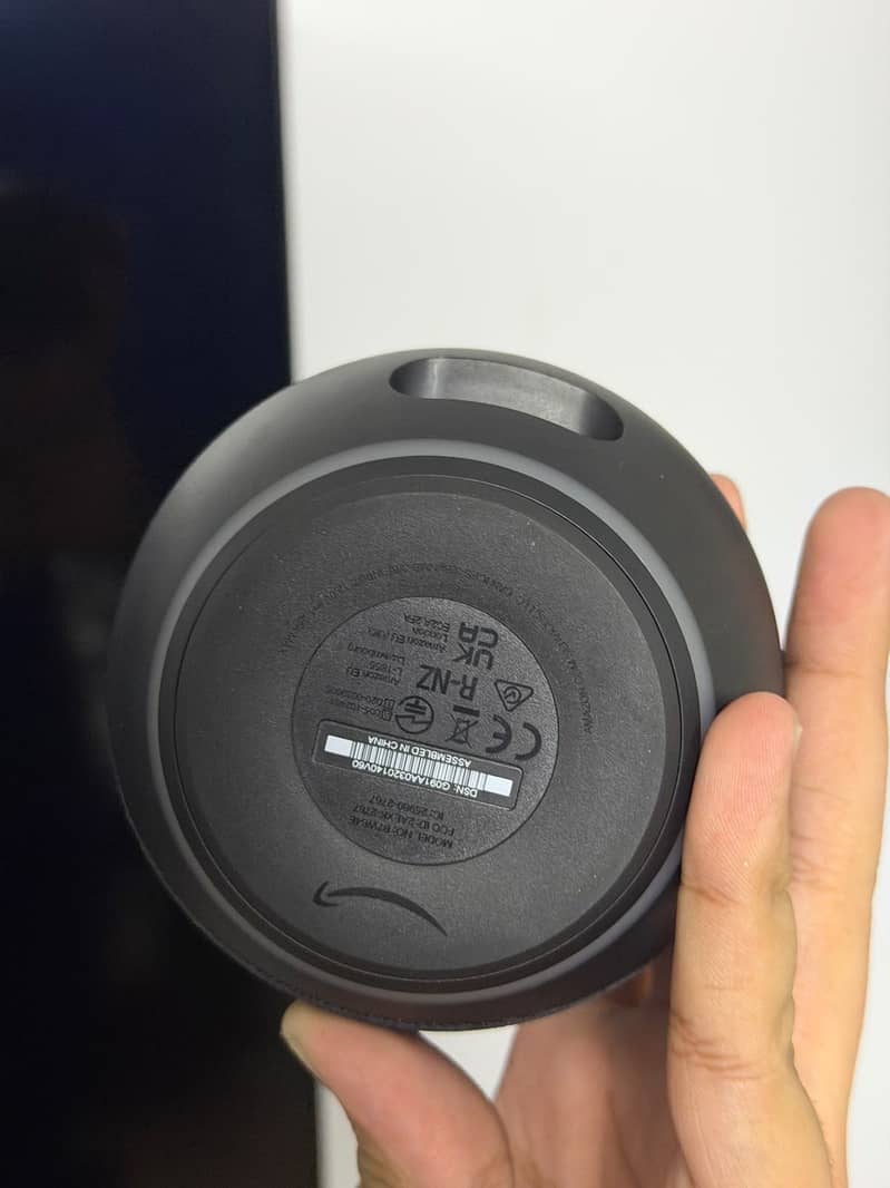 Amazon Echo Dot - 4th Gen (Alexa) - Without clock - Box Open 1