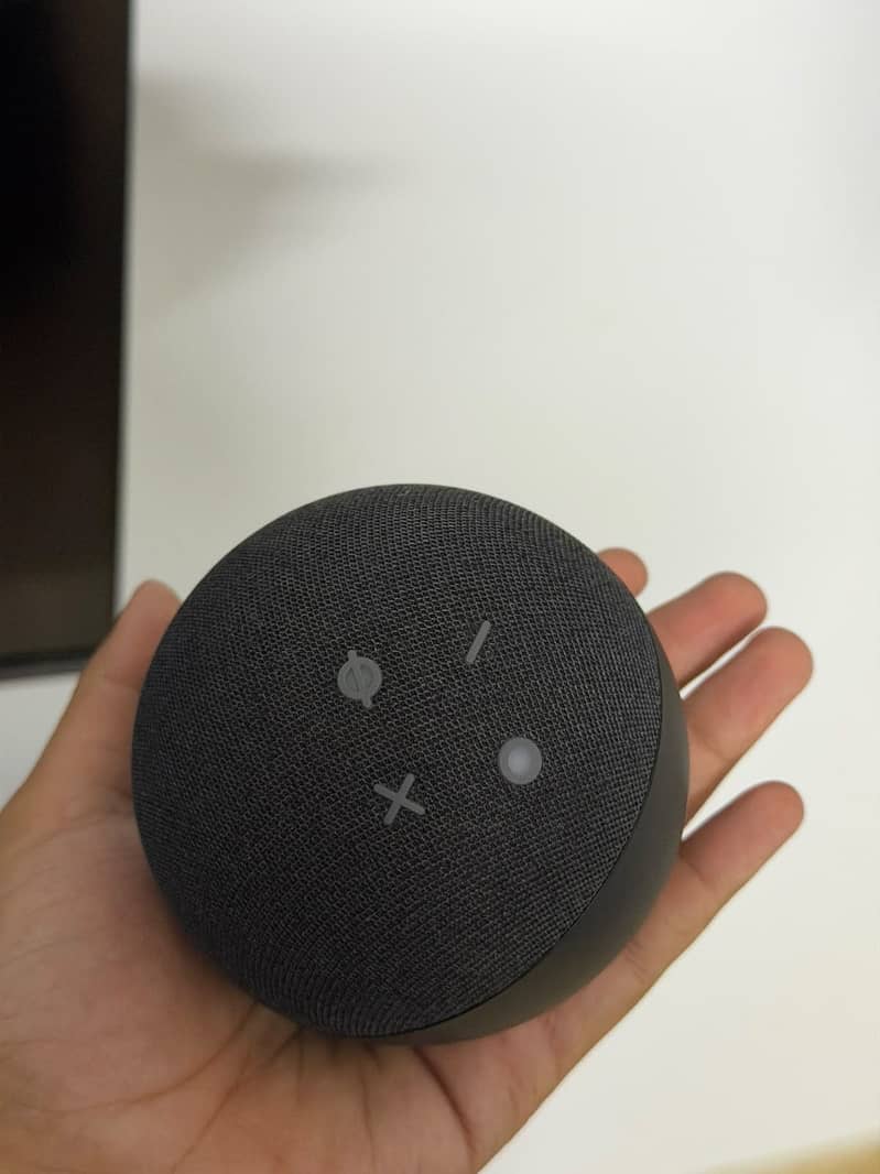 Amazon Echo Dot - 4th Gen (Alexa) - Without clock - Box Open 2