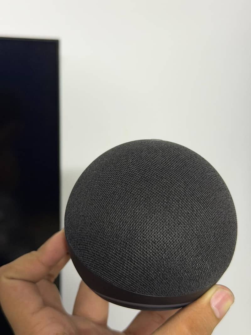 Amazon Echo Dot - 4th Gen (Alexa) - Without clock - Box Open 3