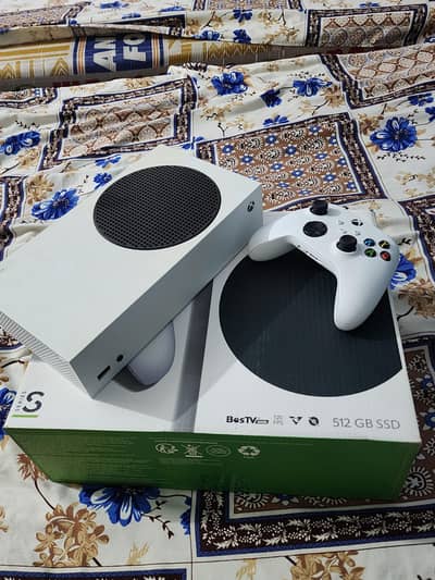 xbox series s 512 gb sealed  slightly used