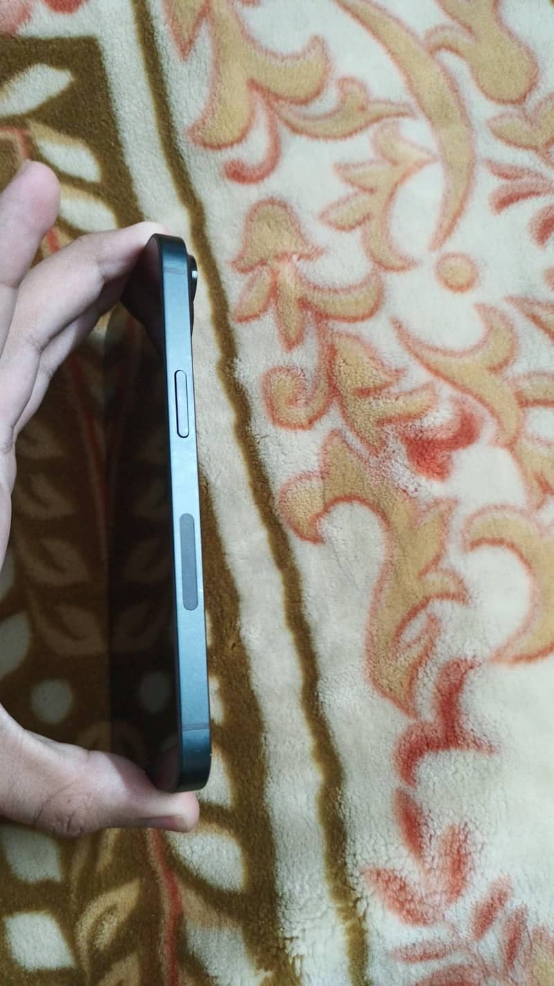 Apple iPhone 14 7