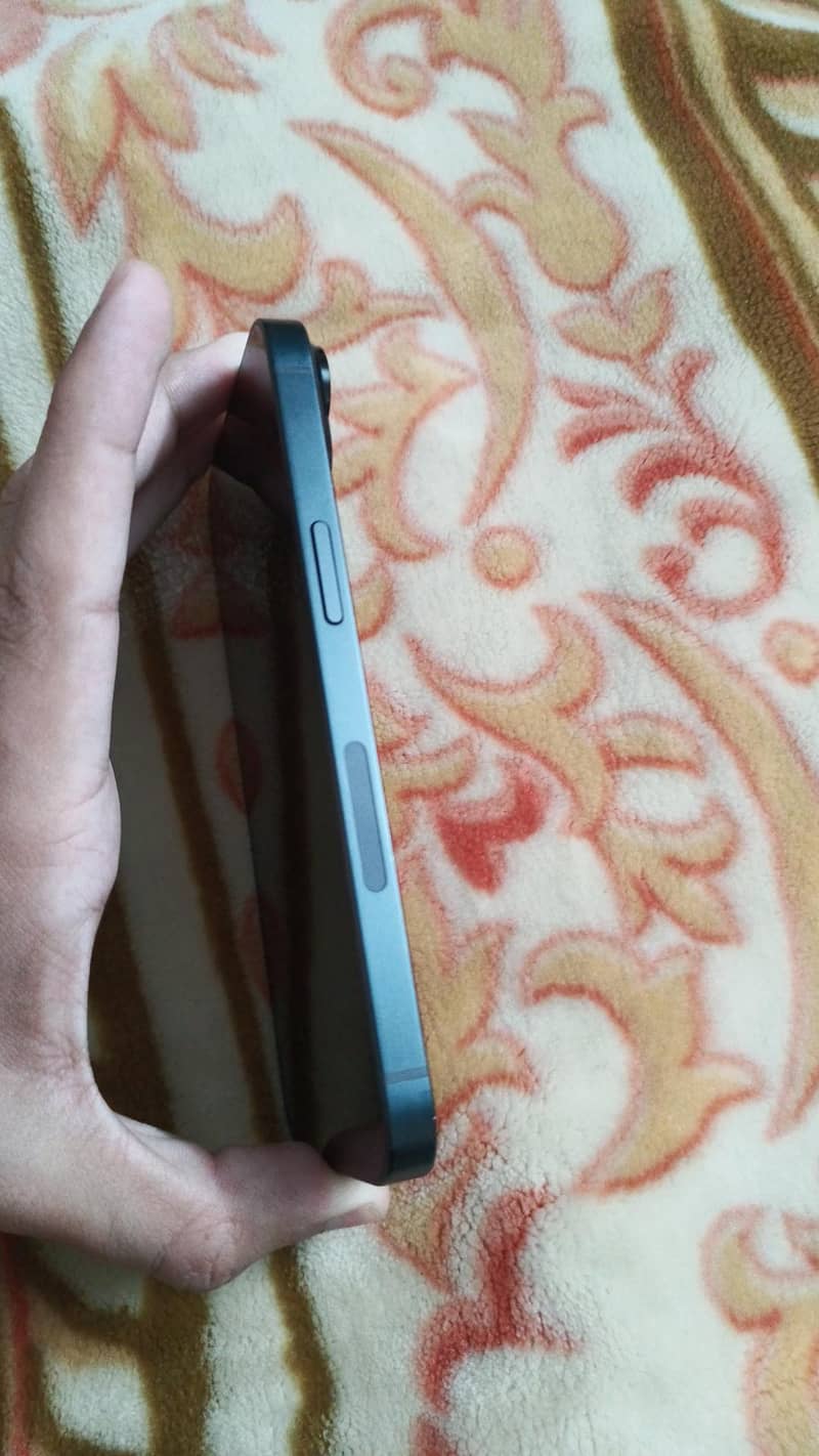 Apple iPhone 14 9