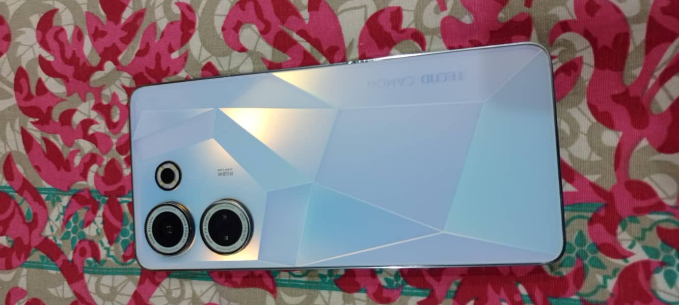 Tecno CAMON 20 Pro 1
