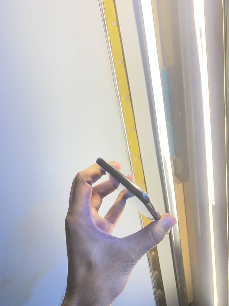 Apple iPhone X 3
