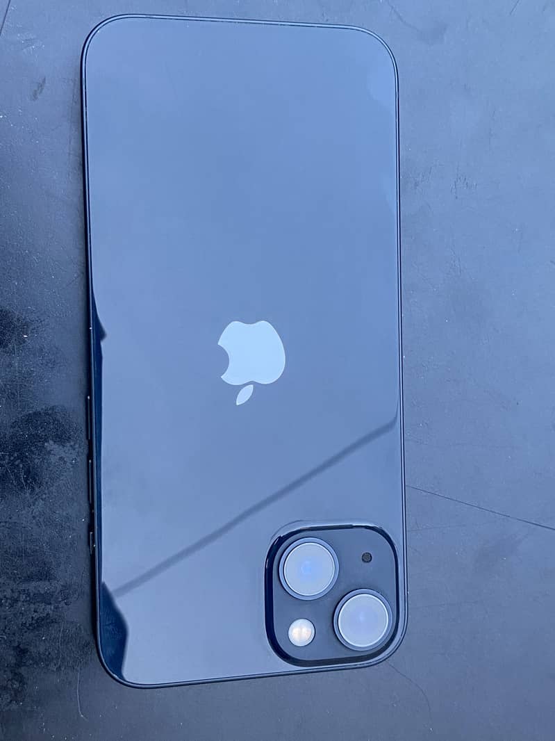 Apple iPhone 13 2