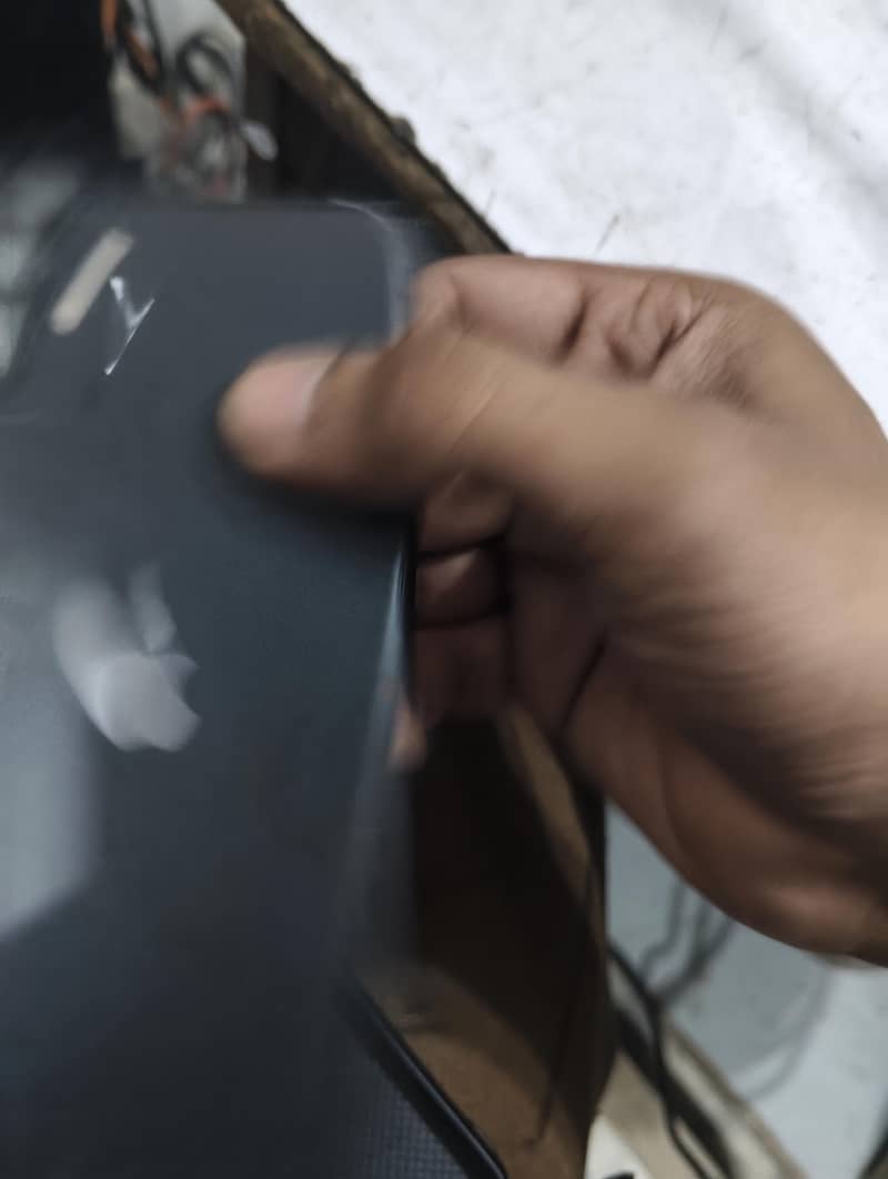 iphon 11 4