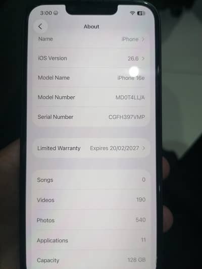 Apple iPhone 16e