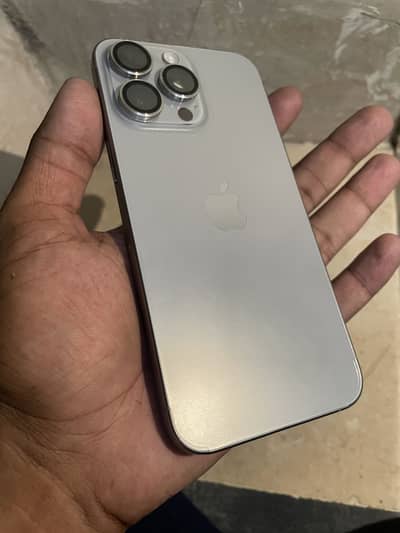 Apple iPhone 15 Pro Max