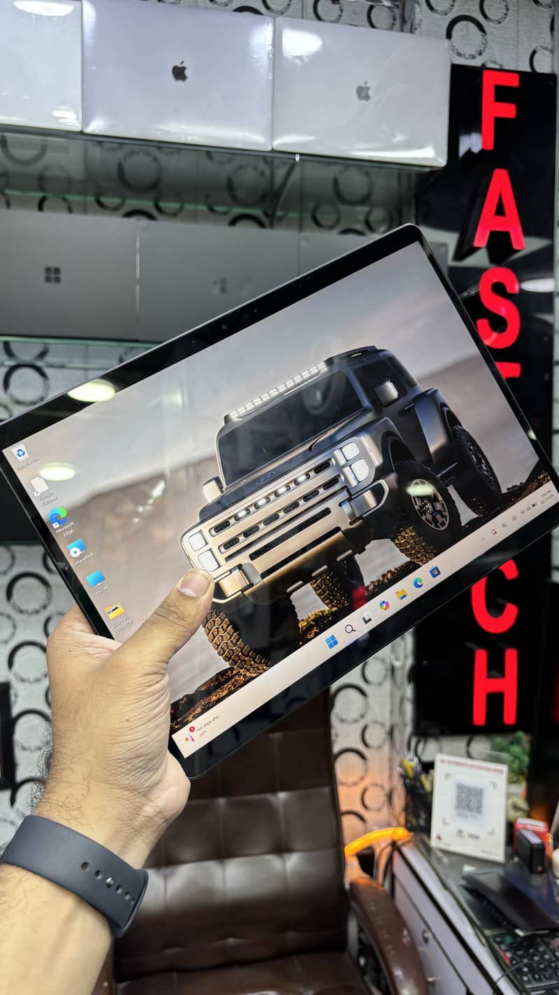 Microsoft surface pro 9 core i7-12th Generation 3