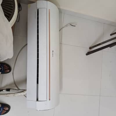 Gree inverter 1.5 ton fith