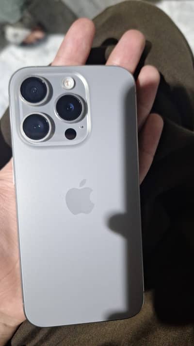 Apple iPhone 15 Pro