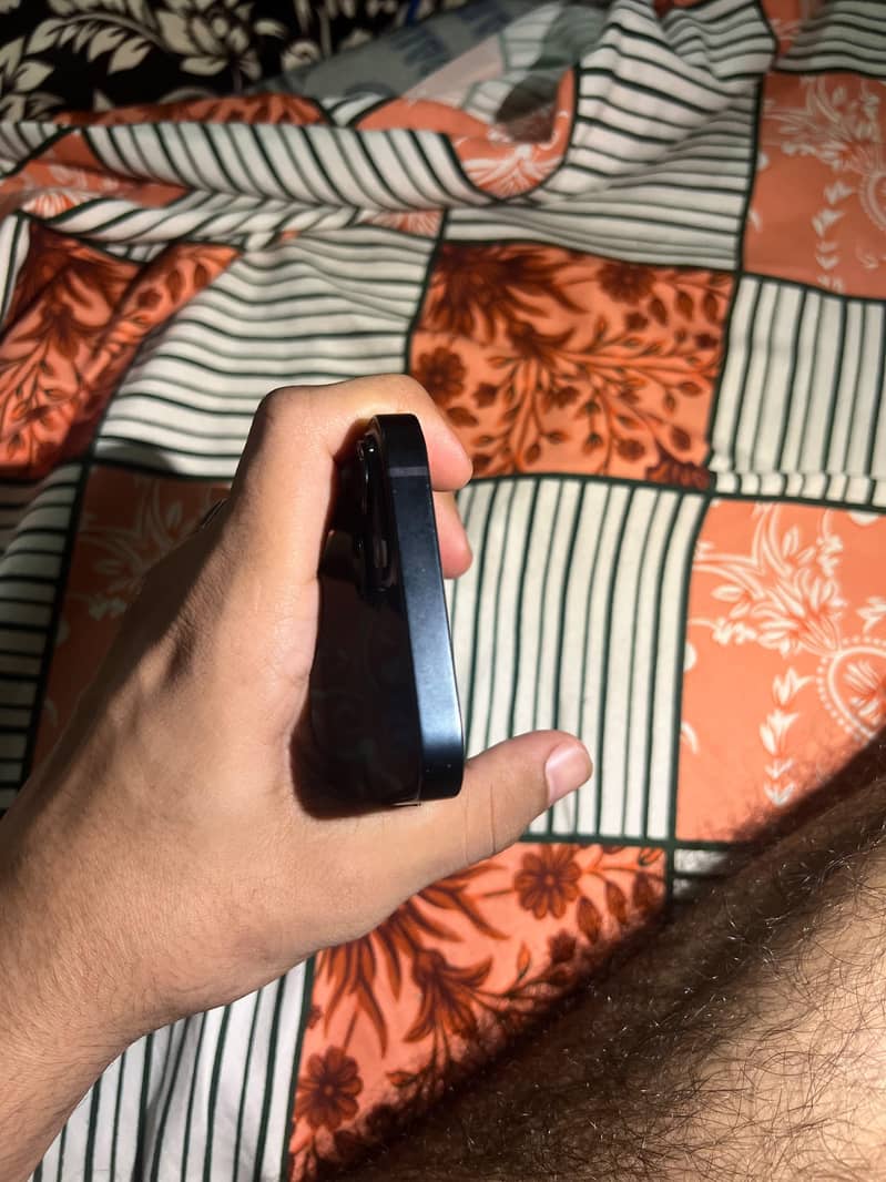 Apple iPhone 14 1