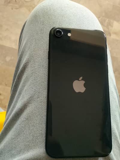Apple iPhone SE2020 64gb factory unlocked