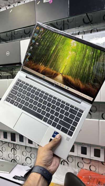 Hp Elitebook 640 G9 core i5-12th Generation