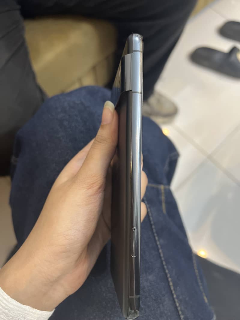 Google Pixel 8 Pro 2