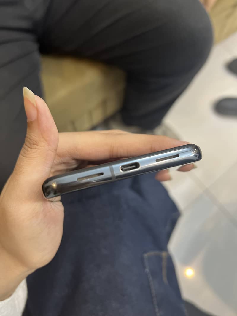 Google Pixel 8 Pro 4