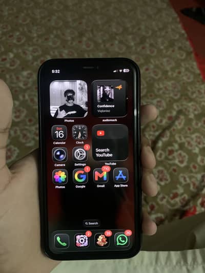 Apple iPhone 11 Pro