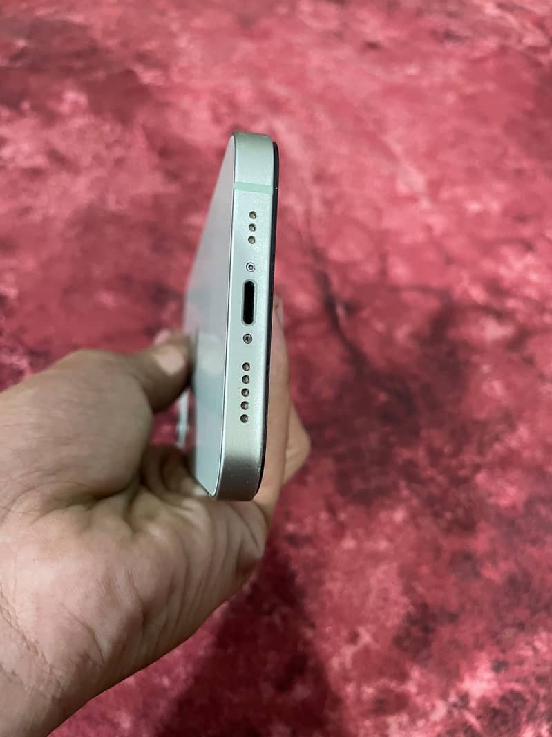 Apple iPhone 12 5