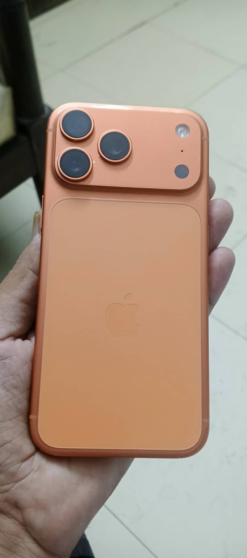 Apple iPhone 17 Pro Max 3