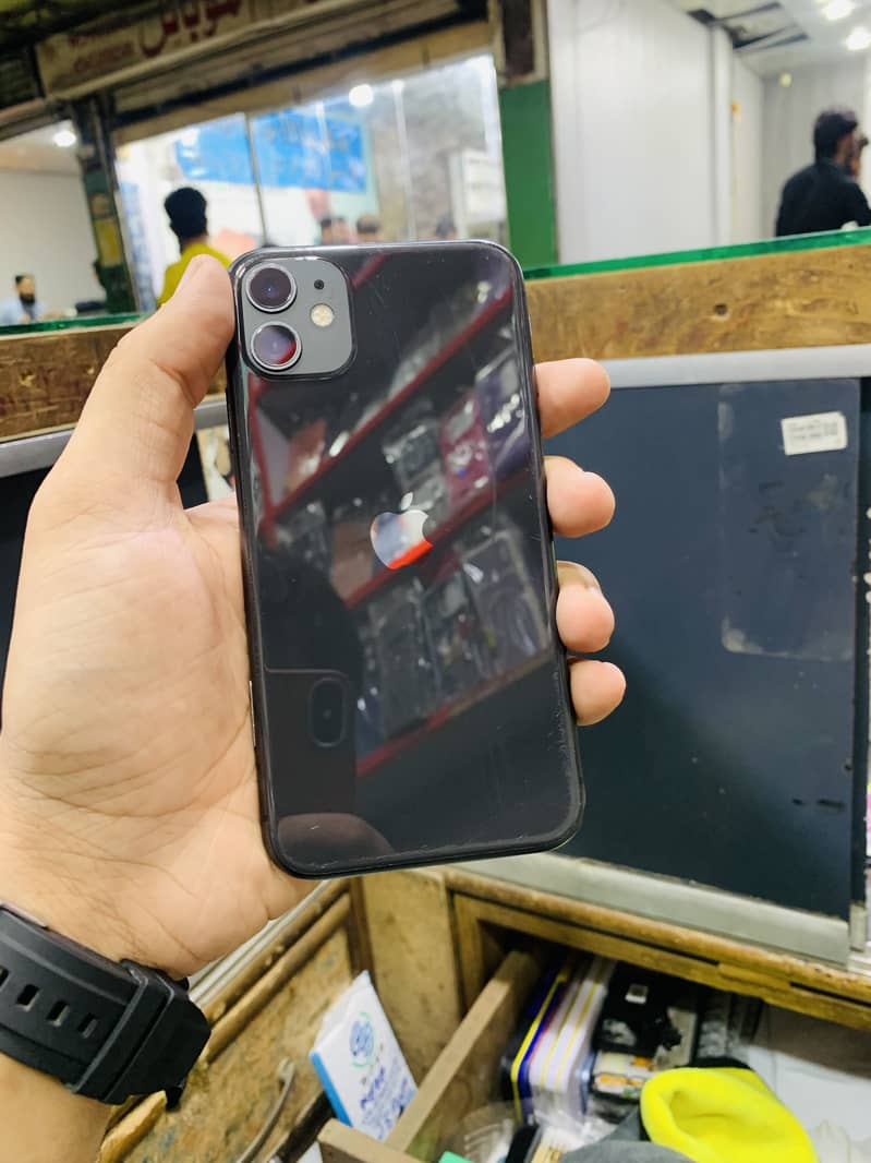 Apple iPhone 11 0
