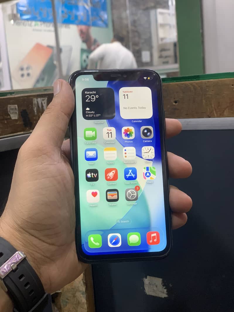 Apple iPhone 11 1