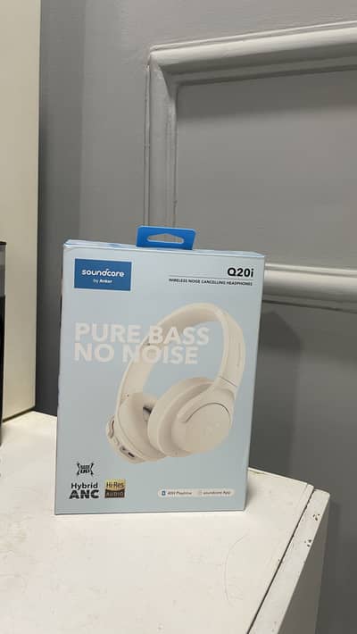 Anker Soundcore Q20i headphones