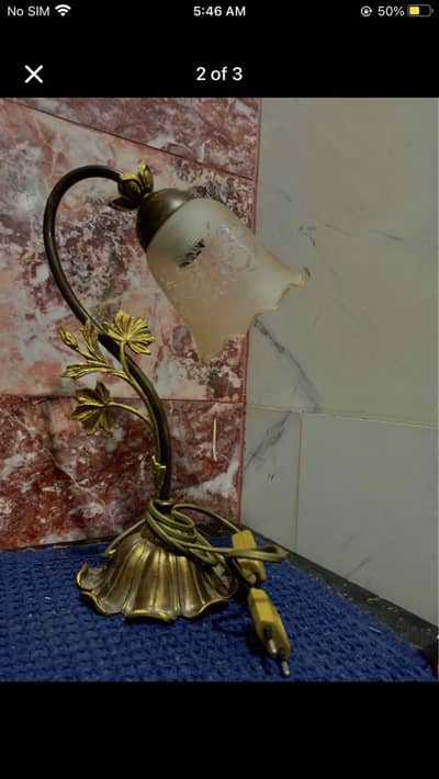 Vintage antique brass floral table lamp
