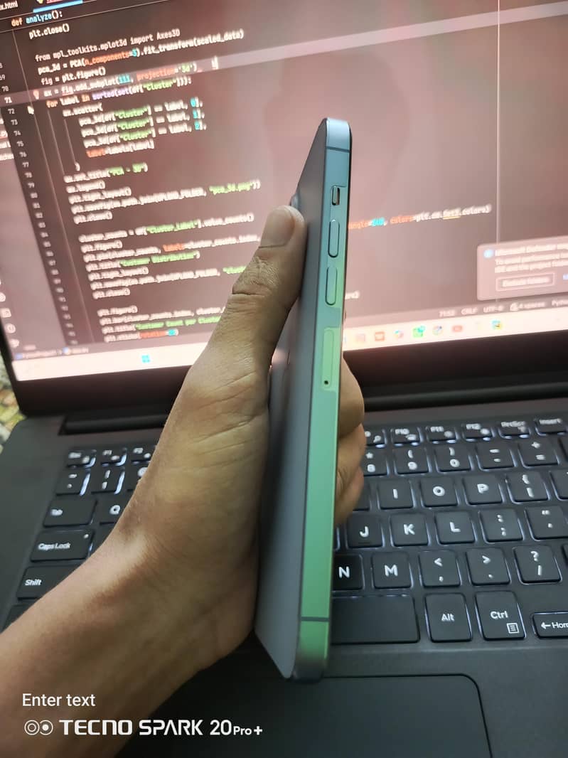 Apple iPhone 13 Pro Max 3