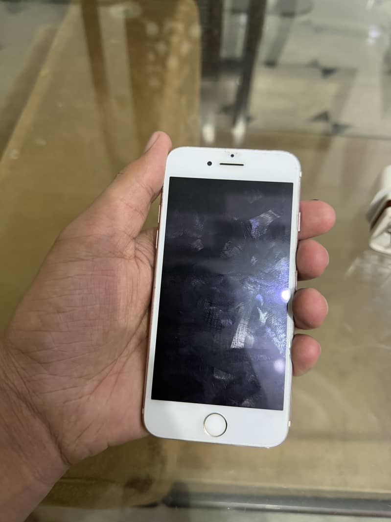 Apple iPhone 7 5