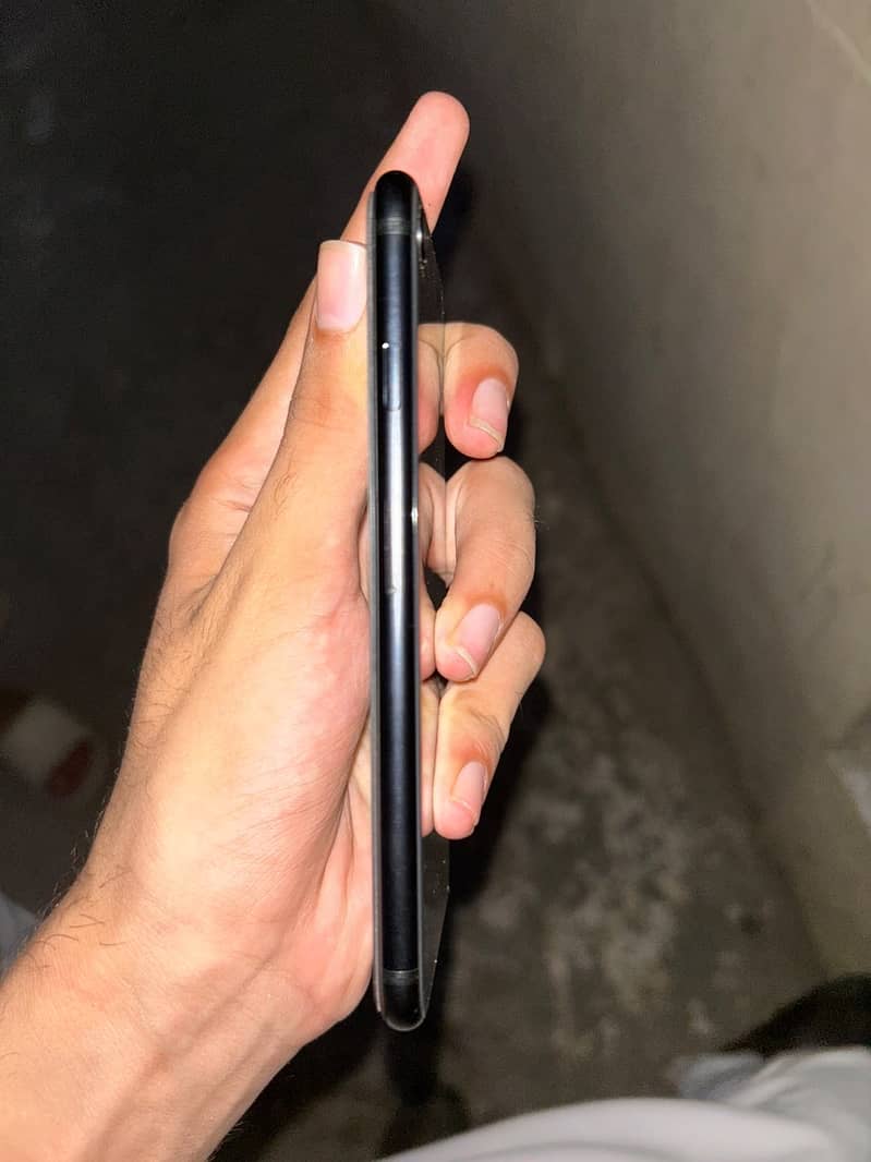Apple iPhone SE 4