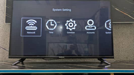 Samsung 43 inches wifi tv