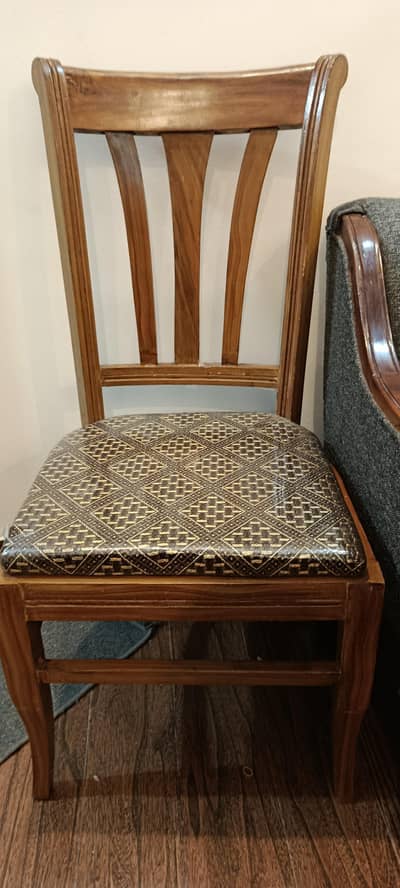 Dinning table