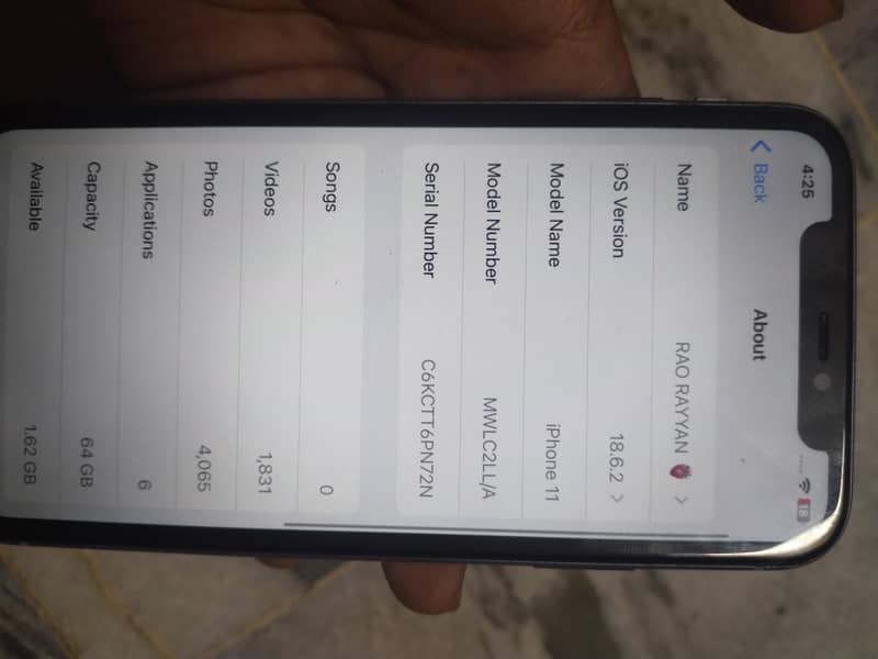 Apple iPhone 11 3