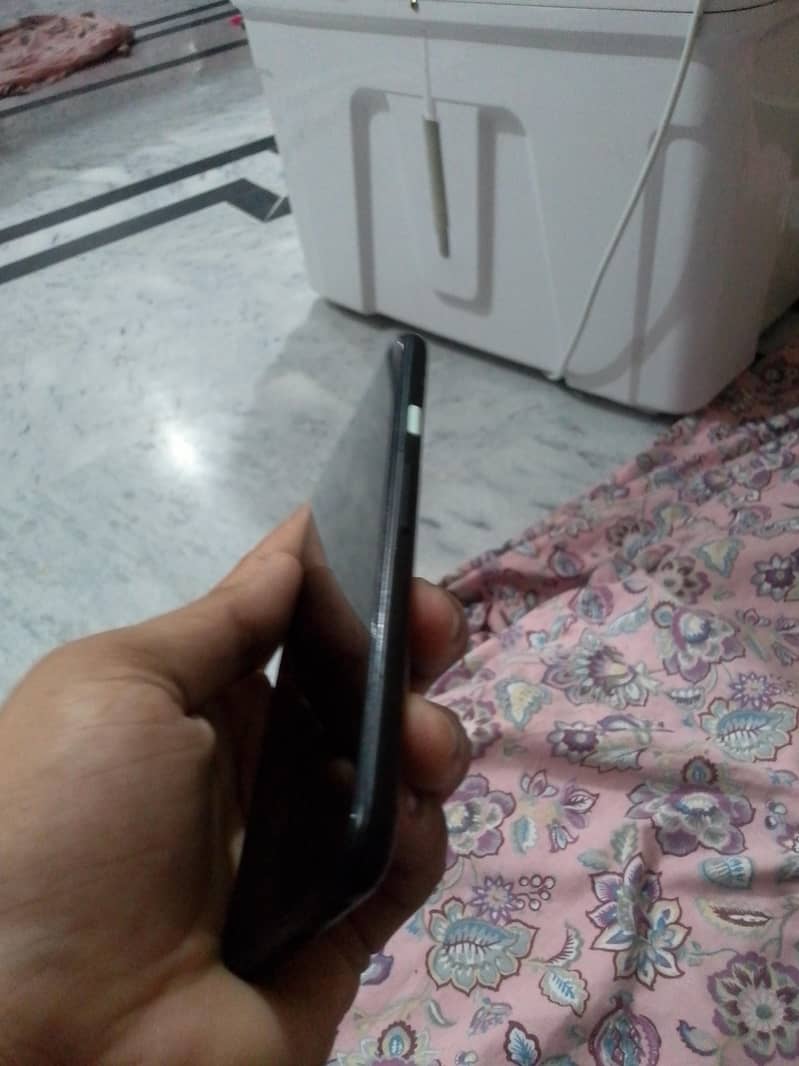 Google Pixel 4a 3