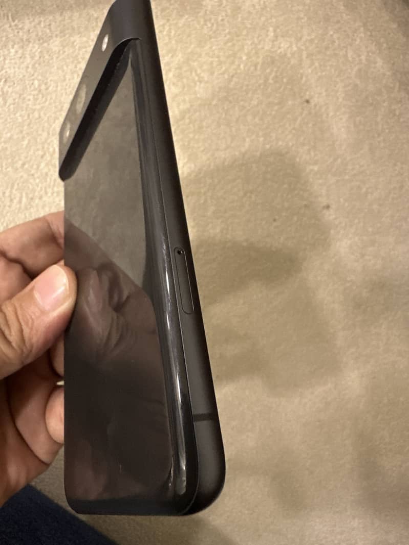 Google Pixel 8 2