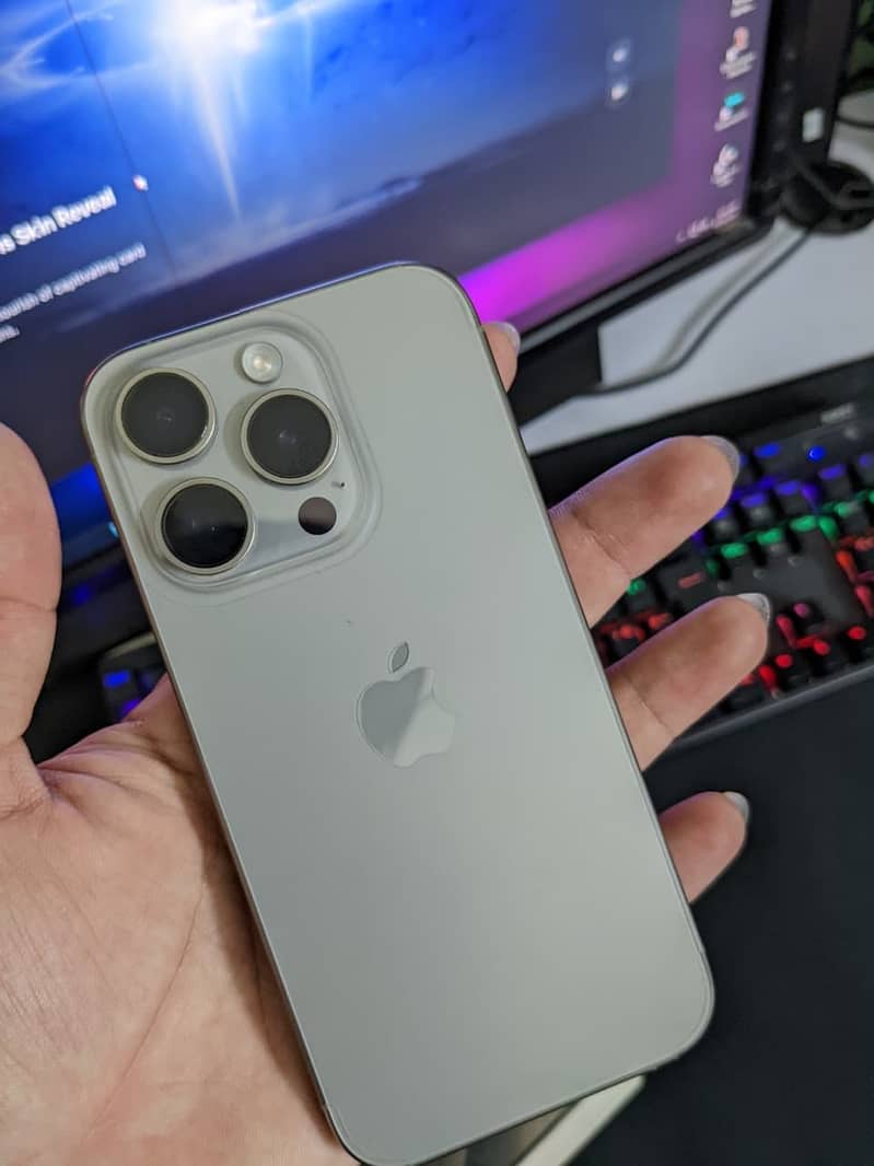 Iphoen 15 Pro 1